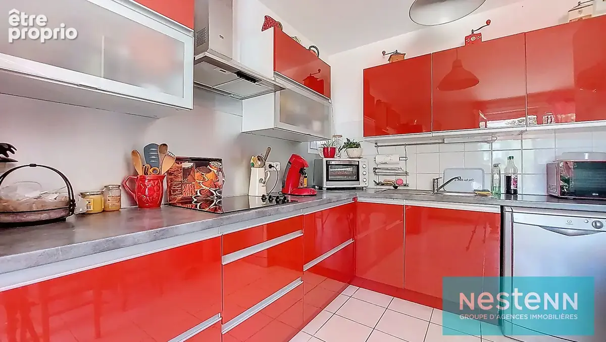 Appartement ISTRES, rez-de-jardin, T3 de 61.09m², spécial investisseur, terrasse, jardin et garage - photo 5