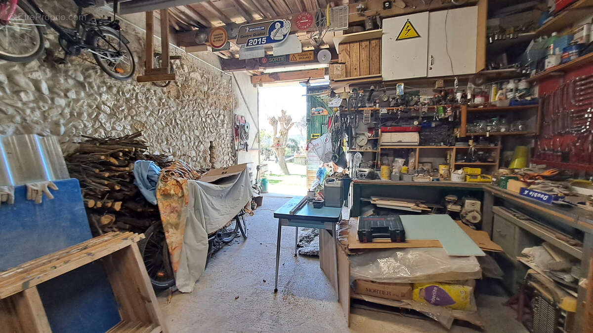 Maison à TRAVAILLAN