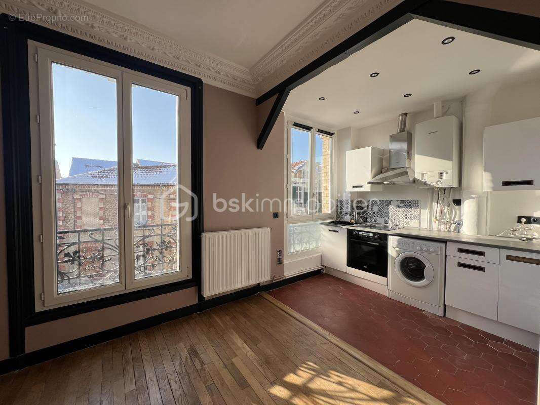 Appartement à FONTENAY-SOUS-BOIS