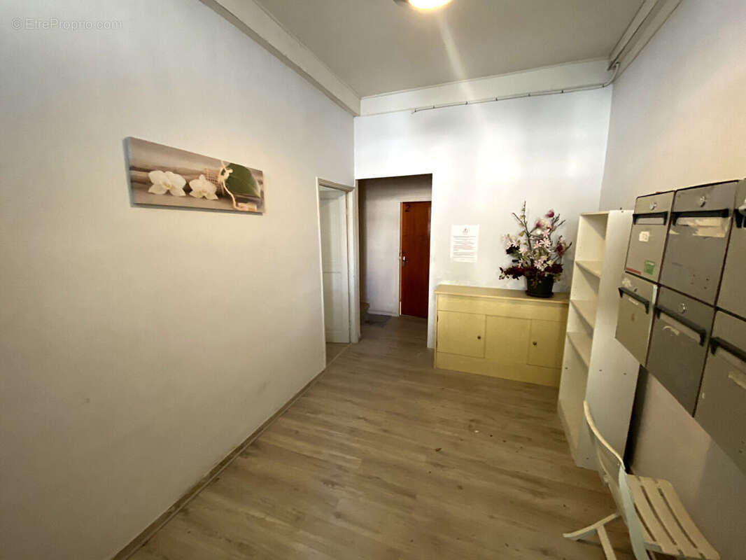 Appartement à VALREAS