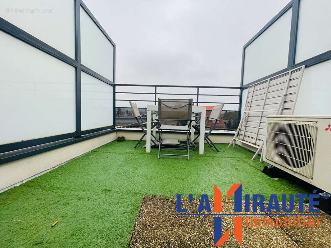 Appartement à SARTROUVILLE