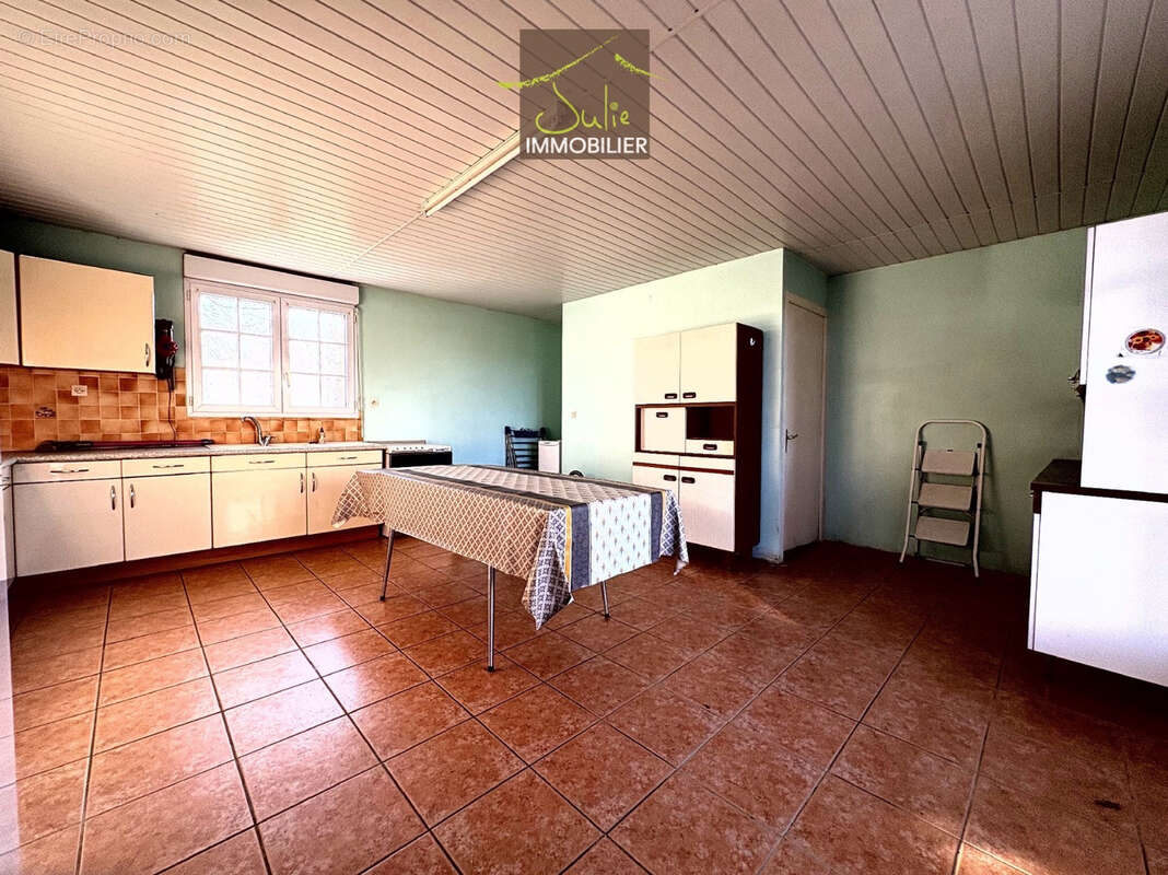 Maison à SAINT-ANDRE-SUR-SEVRE