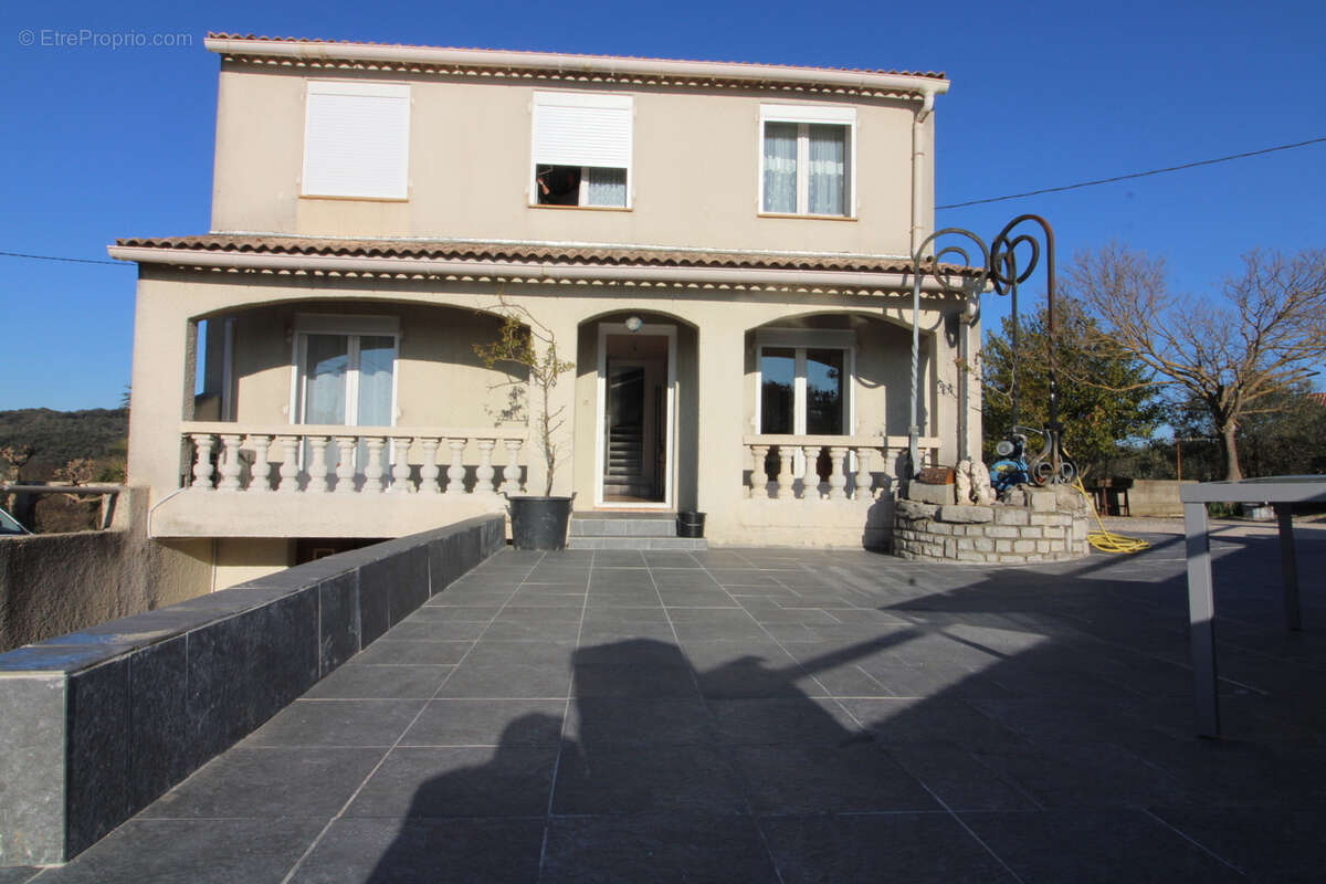 Maison à ROUSSON