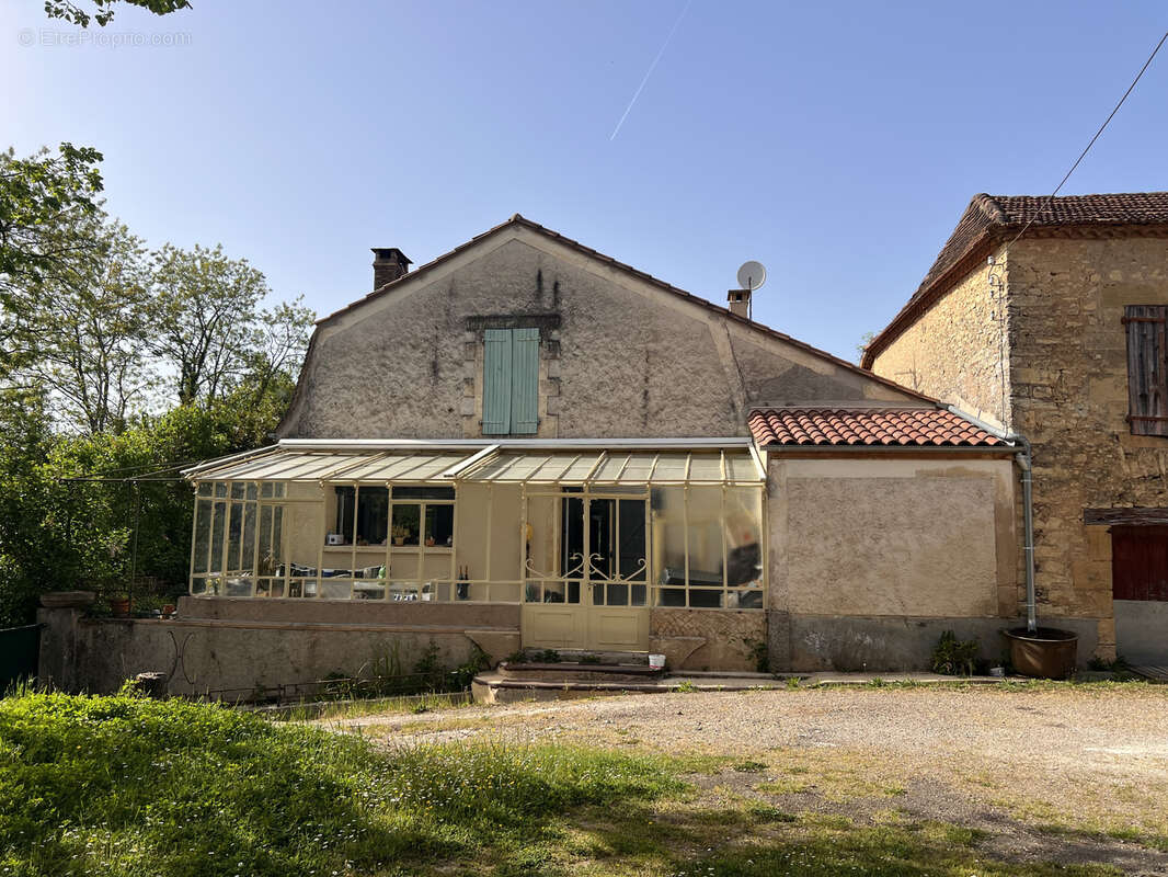 Maison à SIORAC-EN-PERIGORD