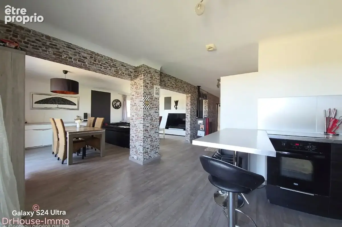 Maison 6 pièces 146 m² à vendre à Le Chambon-Feugerolles (42500) - photo 24