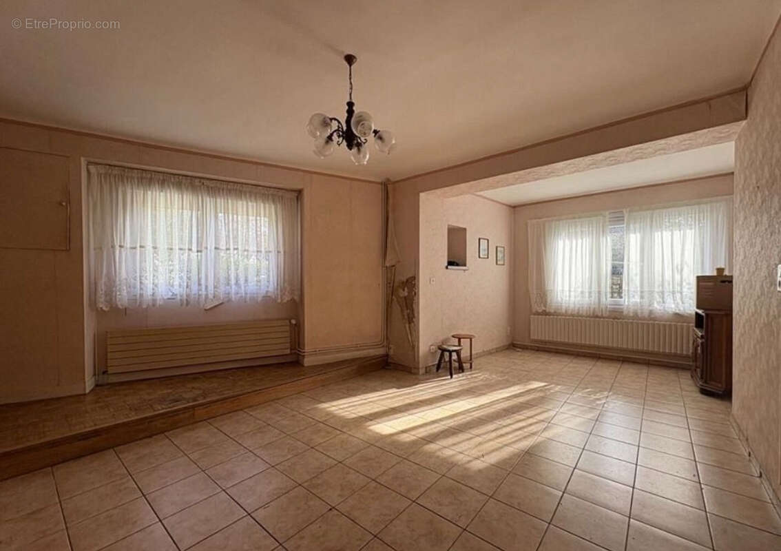 Maison à RIEC-SUR-BELON