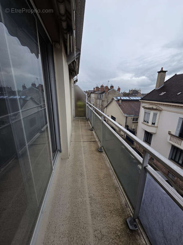 Appartement à MOULINS