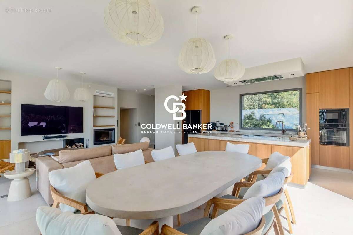 Maison à RAYOL-CANADEL-SUR-MER