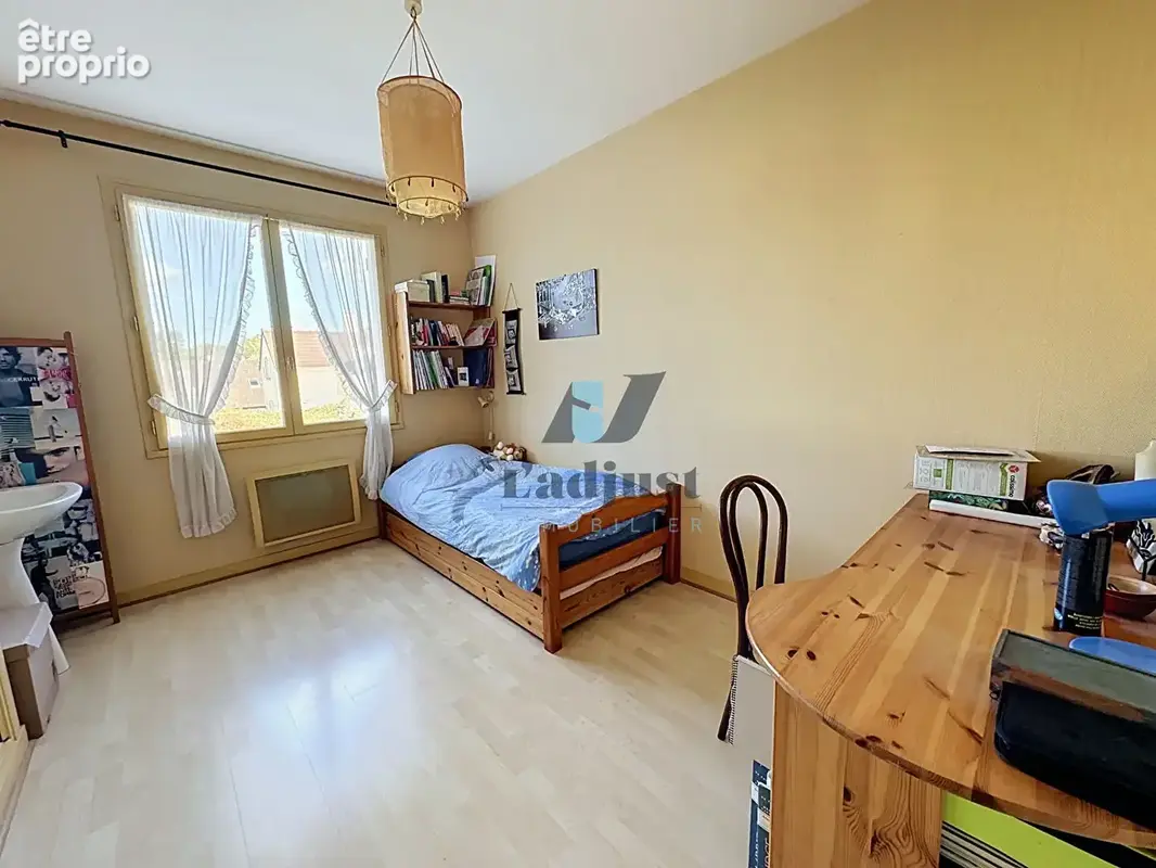 Avon , Maison familiale 86 m², grand jardin, gare à pied et accès PMR - photo 12