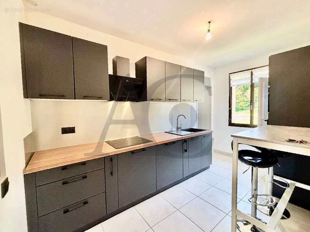 Appartement à VILLENEUVE-LOUBET