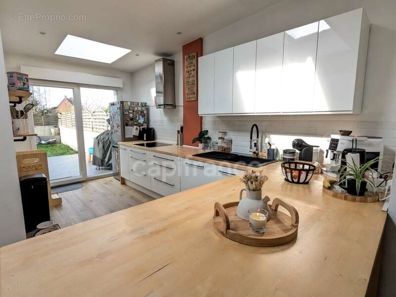 Maison à NEUVILLE-EN-FERRAIN