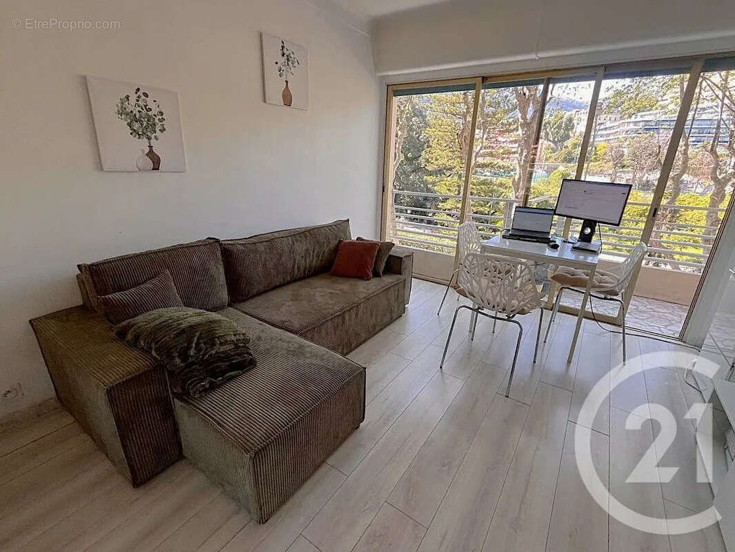 Appartement à MENTON