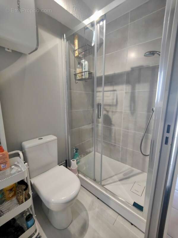 Appartement à LAMALOU-LES-BAINS