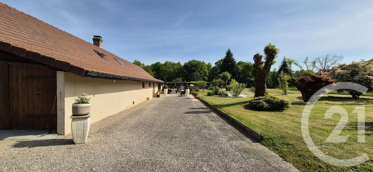 Maison à BRUAILLES