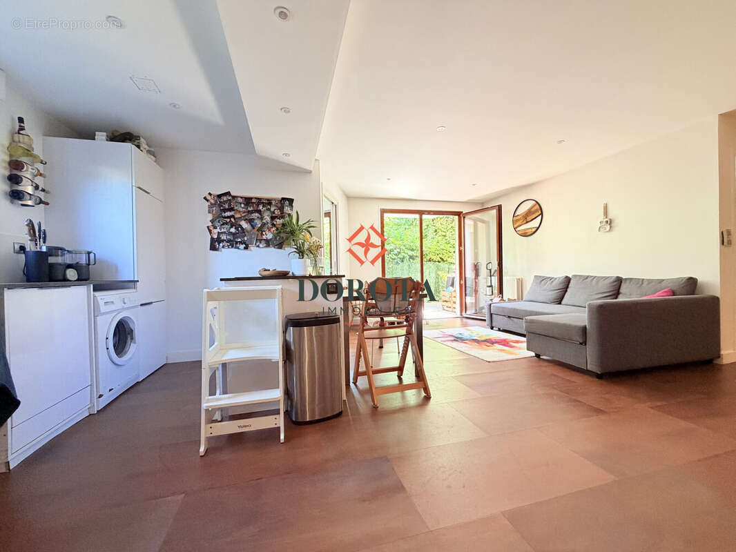 Appartement à MEYLAN