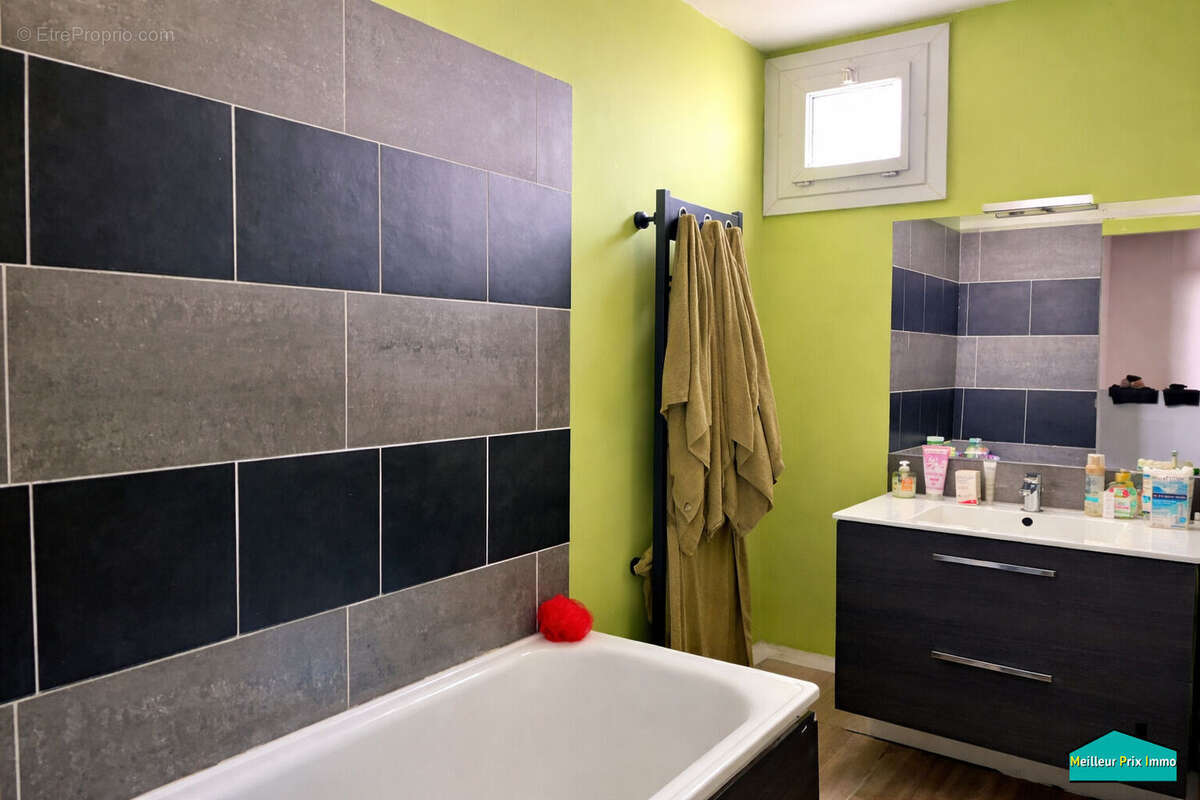 Maison à SAINT-PHILBERT-DE-GRAND-LIEU