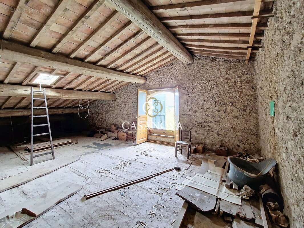 Maison à PEZENAS