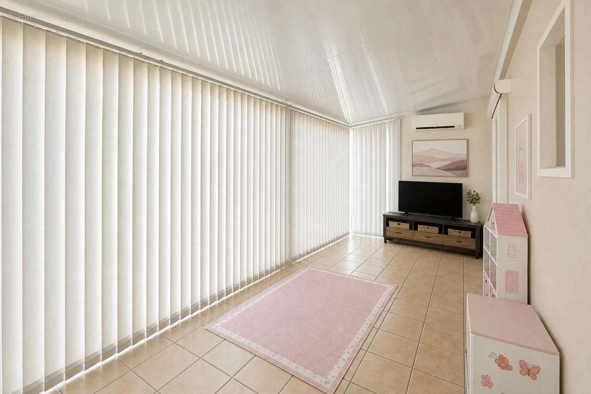 Maison de 5 pièces de 109 m² à Donzère - photo 22