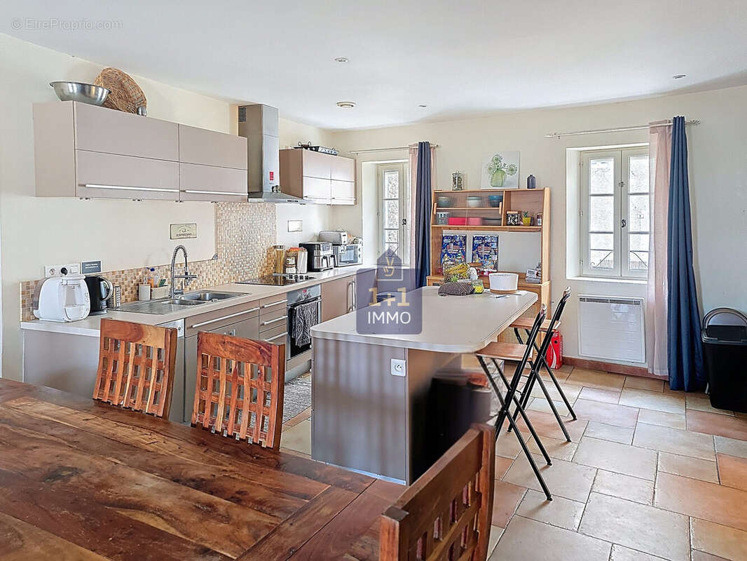 Appartement à SEILLANS