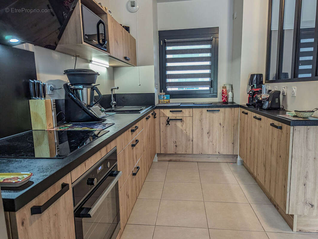 Appartement à BASSENS