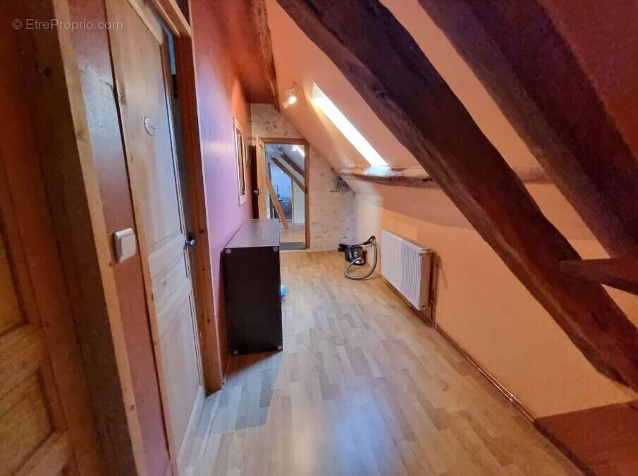 Maison à THEVET-SAINT-JULIEN