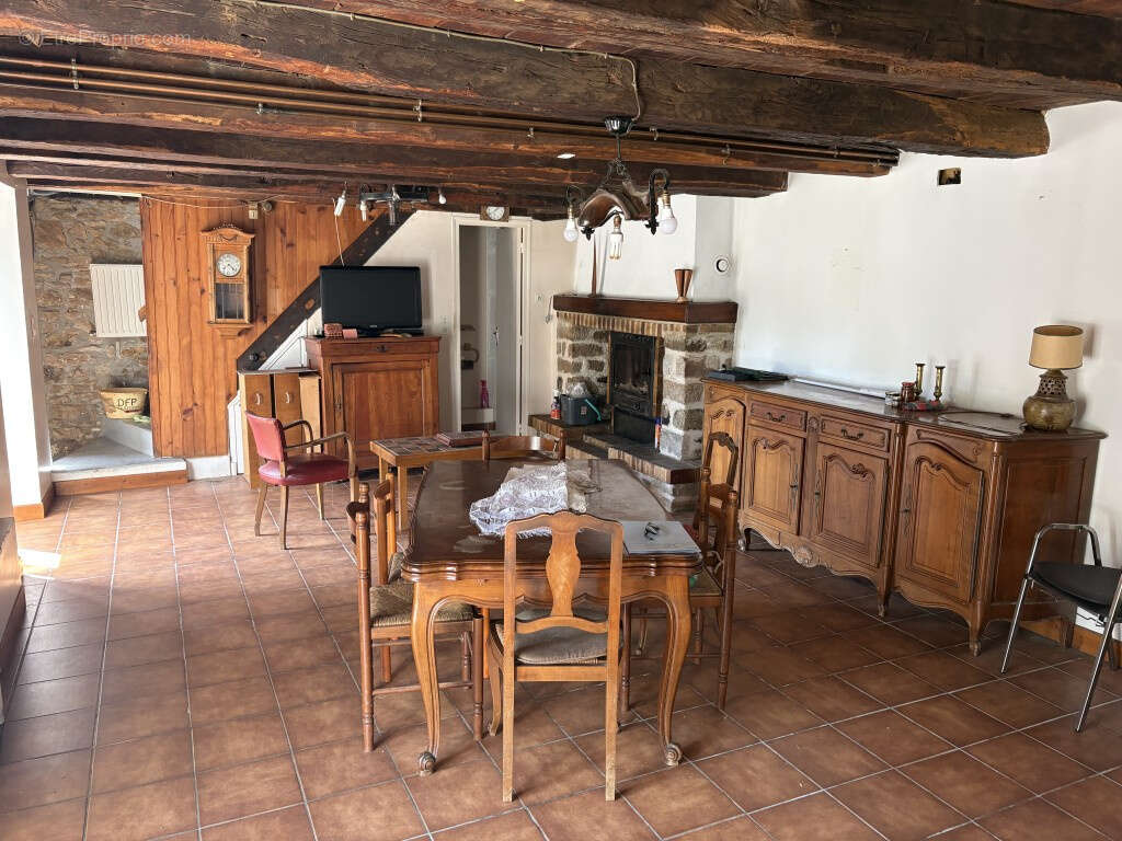 Entre Pompadour et Objat, au coeur du village de Lascaux - photo 6