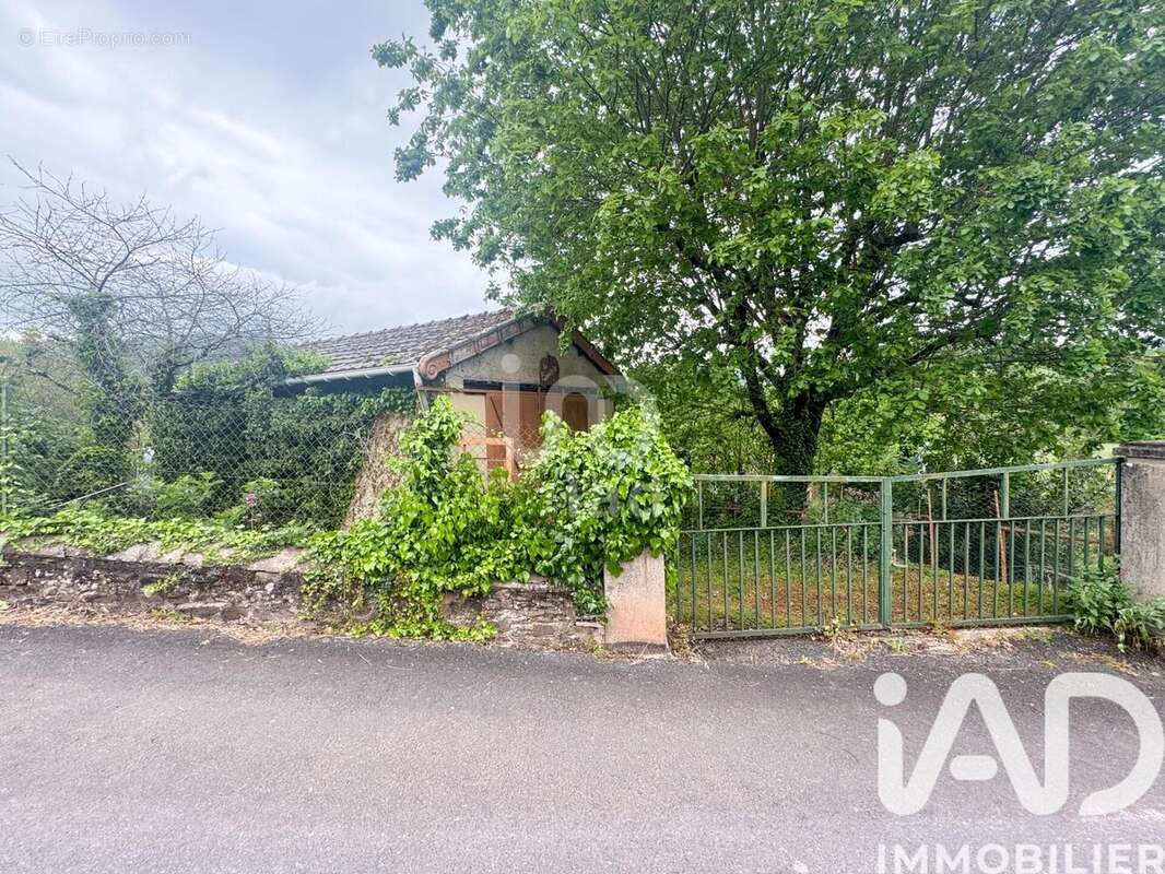Maison 160 m² à Saint-Izaire  - photo 3