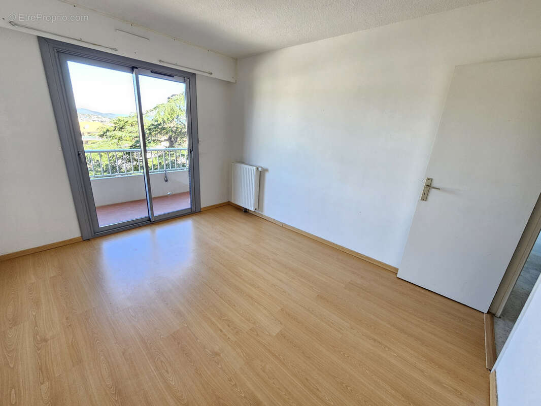 Appartement à HYERES