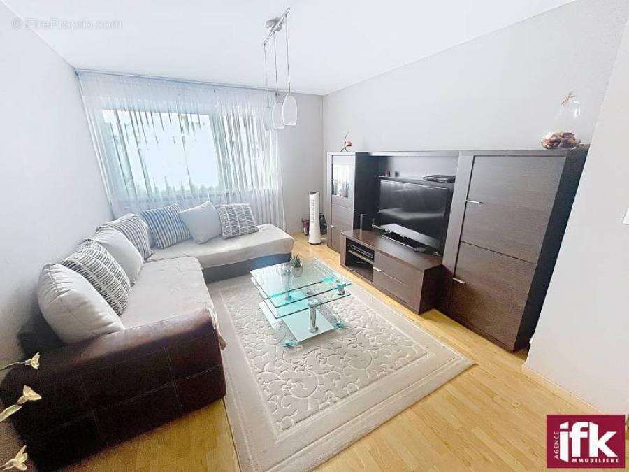 COLMAR - Appartement T3 avec ascenseur et cave - photo 2
