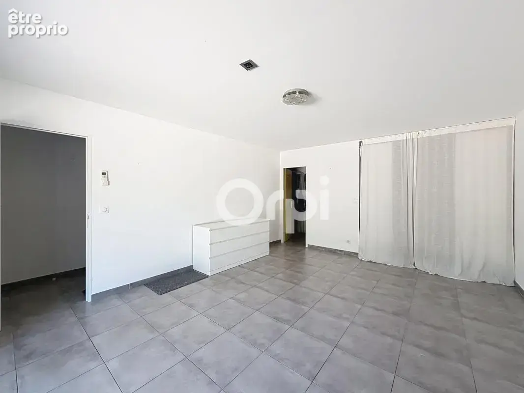 ** Maison 2/3 pièces 95 m2 avec jardin et stationnements ** - photo 15
