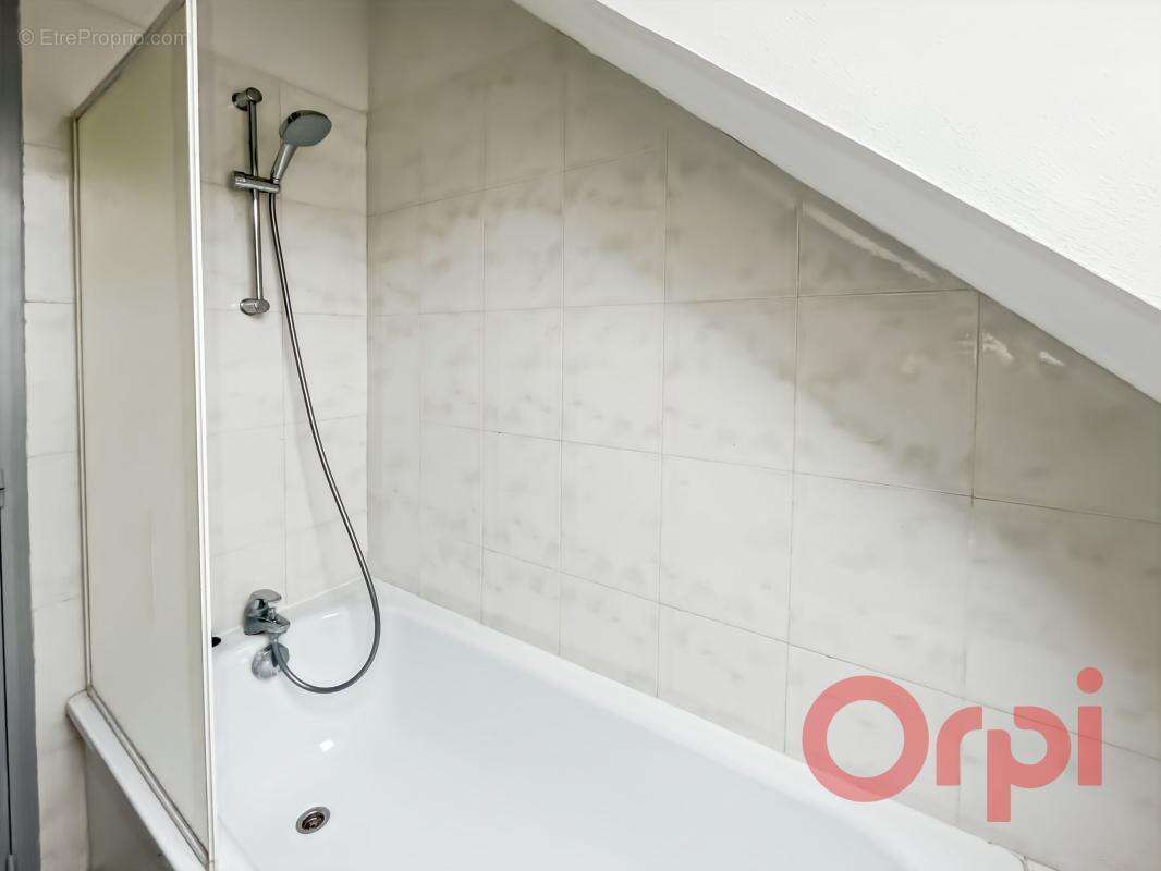 Appartement à SAINT-AMAND-MONTROND