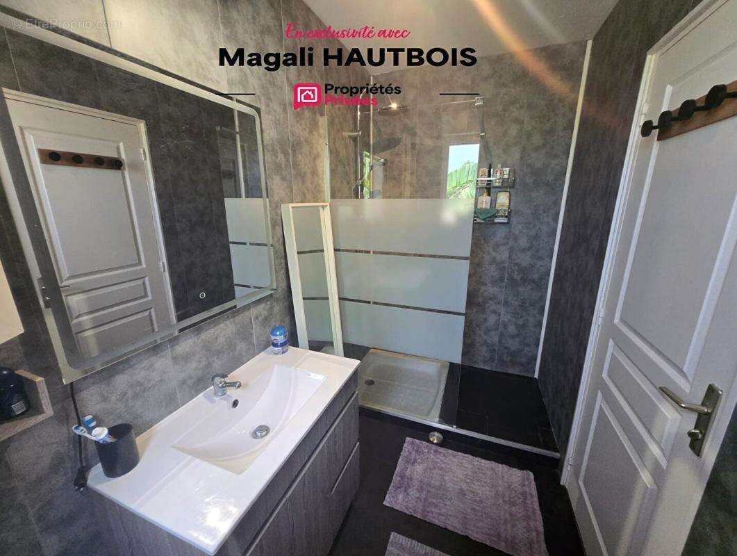 Maison Saint Hilaire Du Harcouet 5 pièce(s) 88 m2 - photo 8