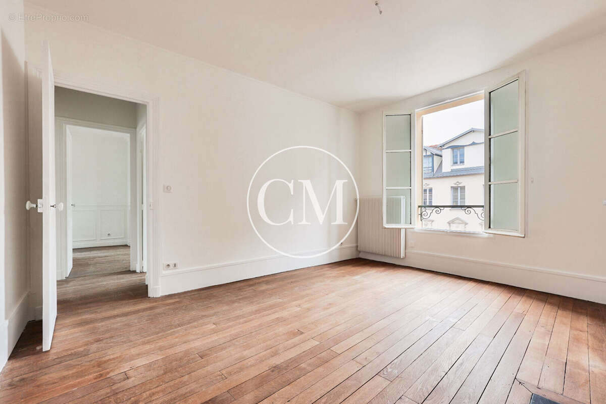 Appartement à VERSAILLES