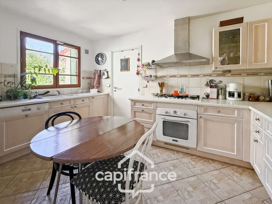 Coup de coeur - Charmante Maison 3 pièces 74 m² avec jardinet-Garage-Proche de toutes commodités - photo 8