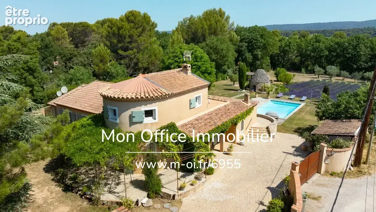 Référence : 6955-JDO - Superbe propriété provençale rénovée avec vue panoramique sur la Sainte-Victoire - photo 27