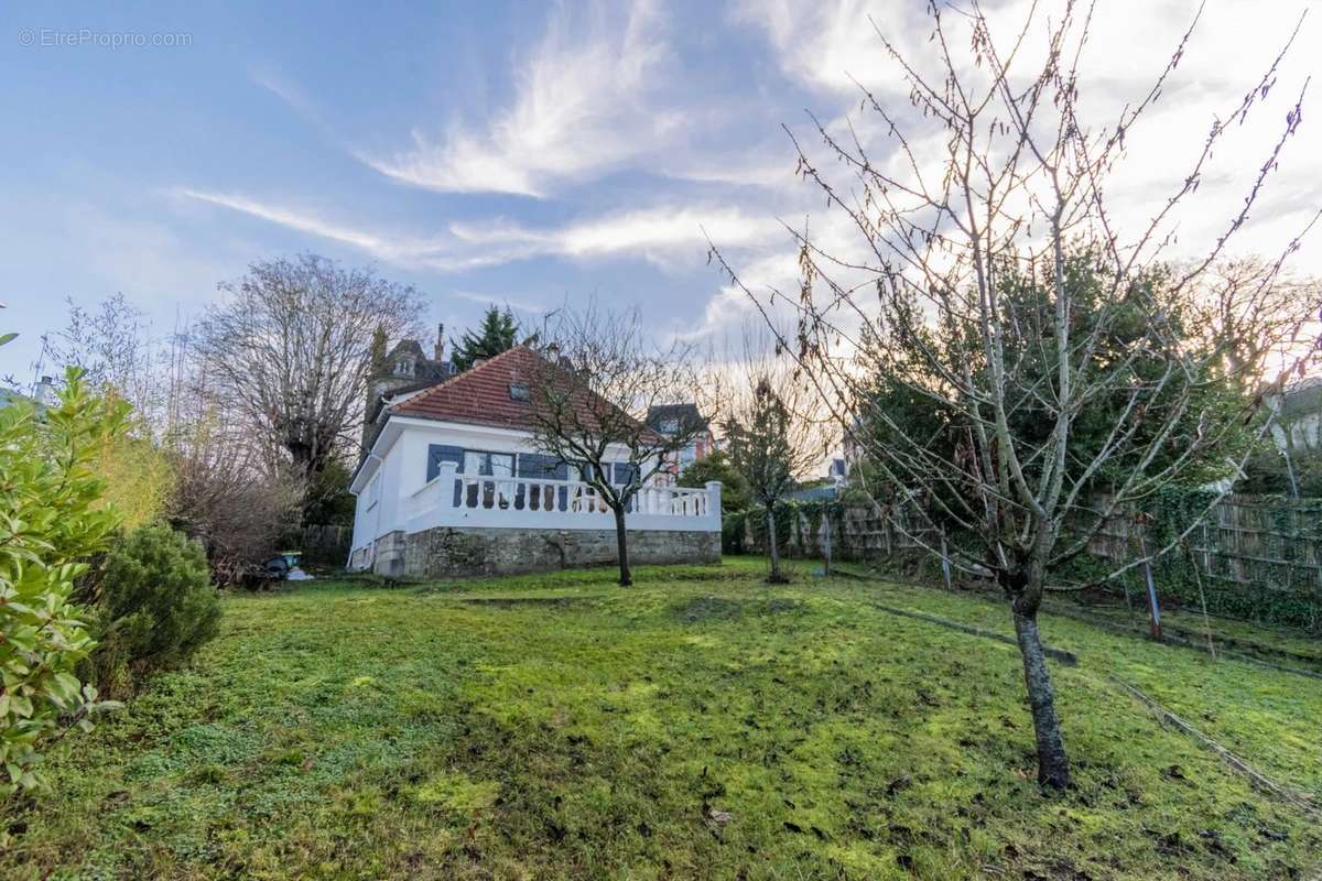 Maison à MONTMORENCY