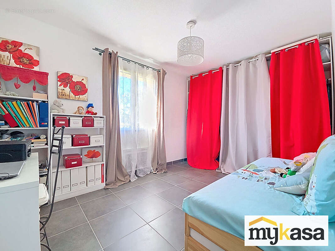 Maison à CHATEAUNEUF-LES-MARTIGUES