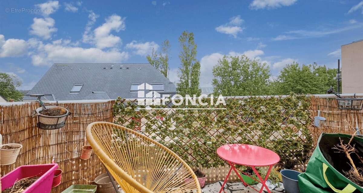 Appartement à HEROUVILLE-SAINT-CLAIR