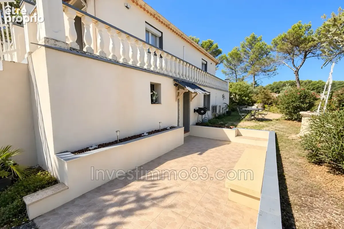 Maison 6 pièces 170 m² à vendre à Tourves (83170) - photo 9
