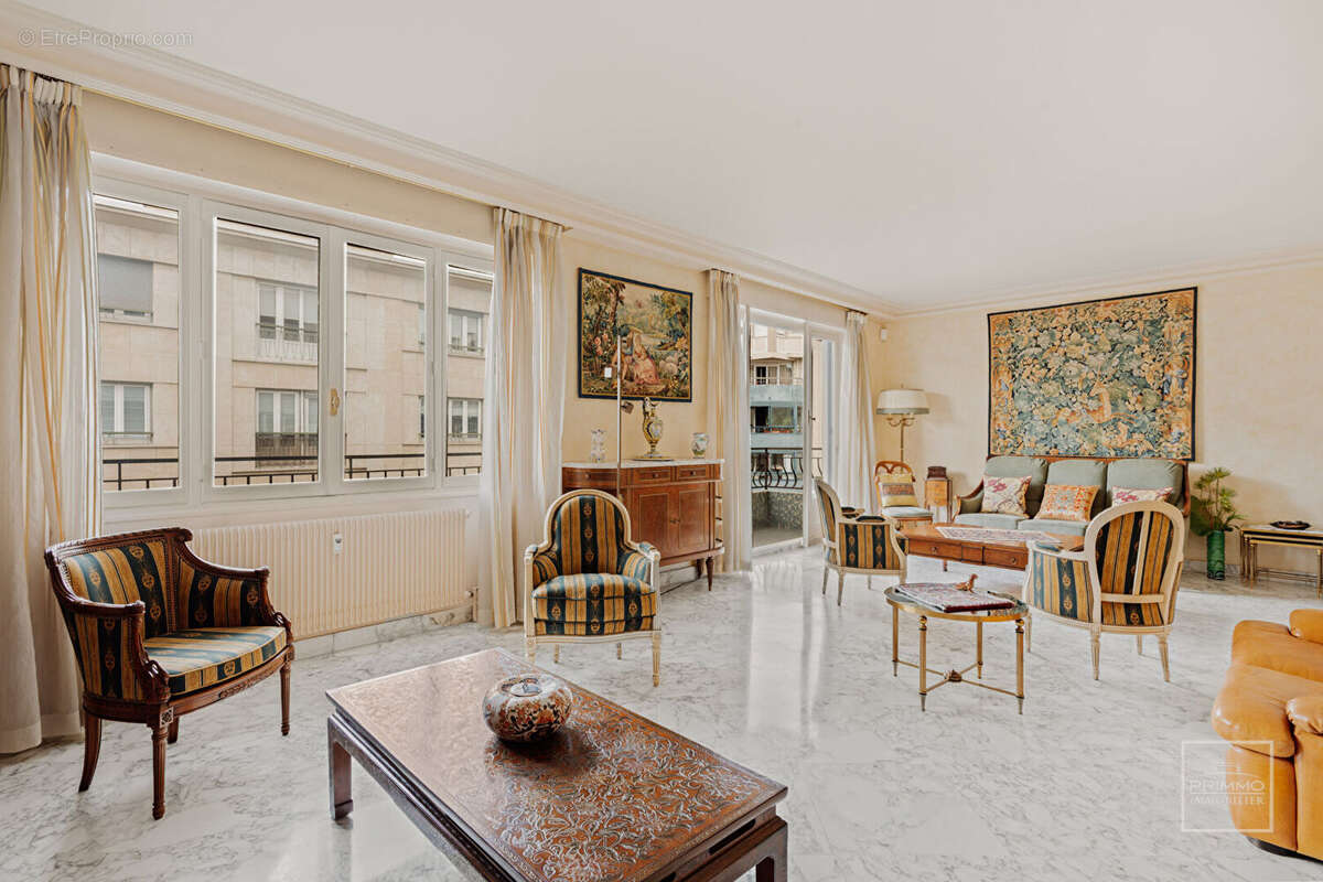 Appartement à LYON-6E