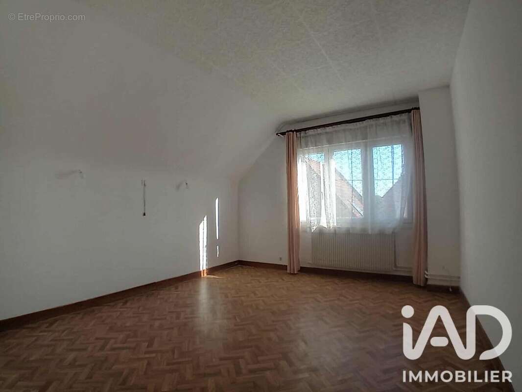 Maison 132 m² à Maroeuil  - photo 4