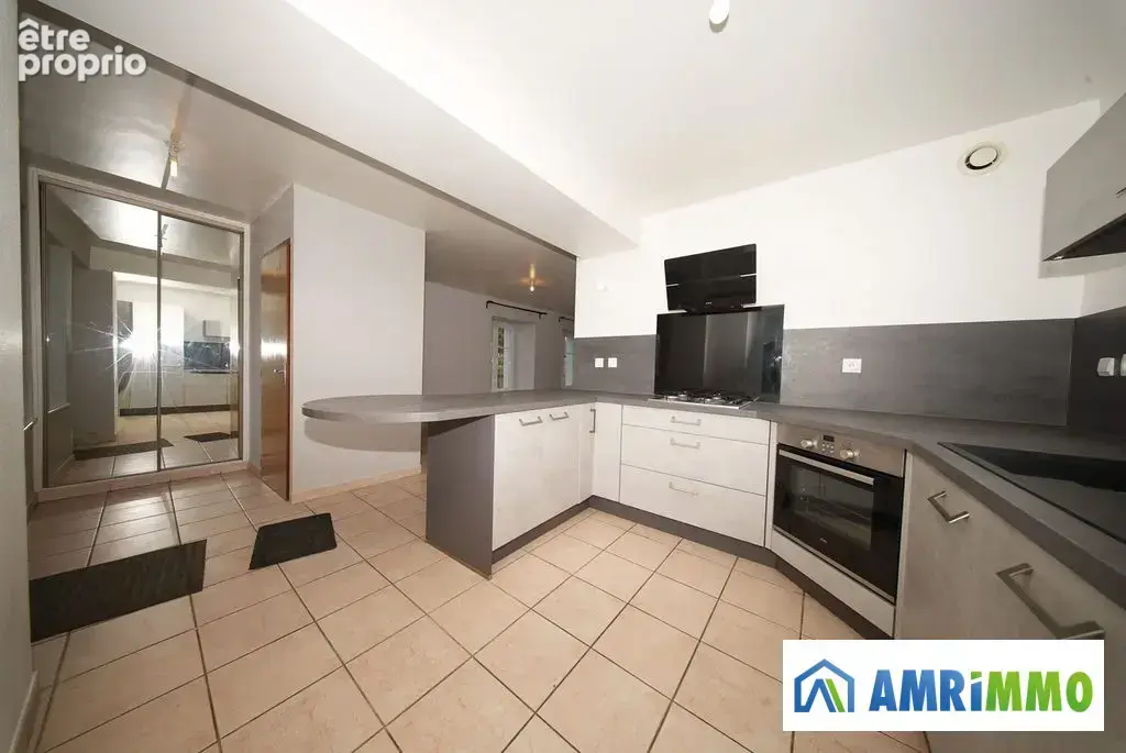 Appartement 4 pièces 99 m² à vendre à Villers-La-Montagne (54920) - photo 2