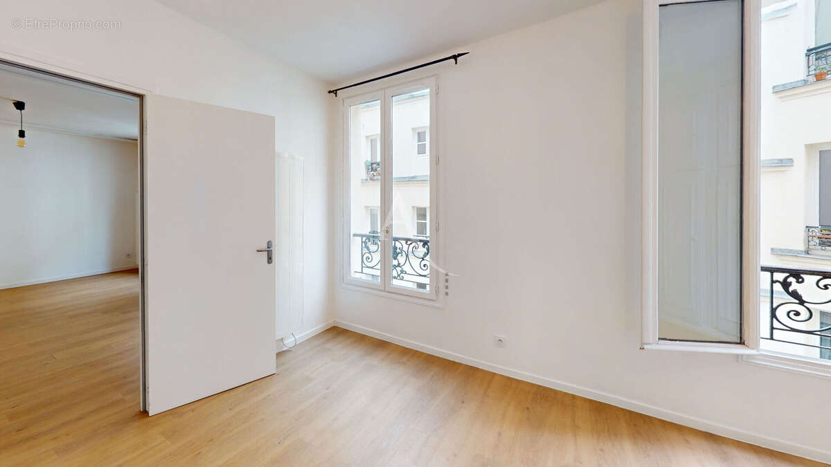 Appartement à PARIS-11E