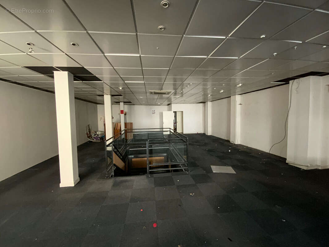Bel immeuble - centre ville - photo 14