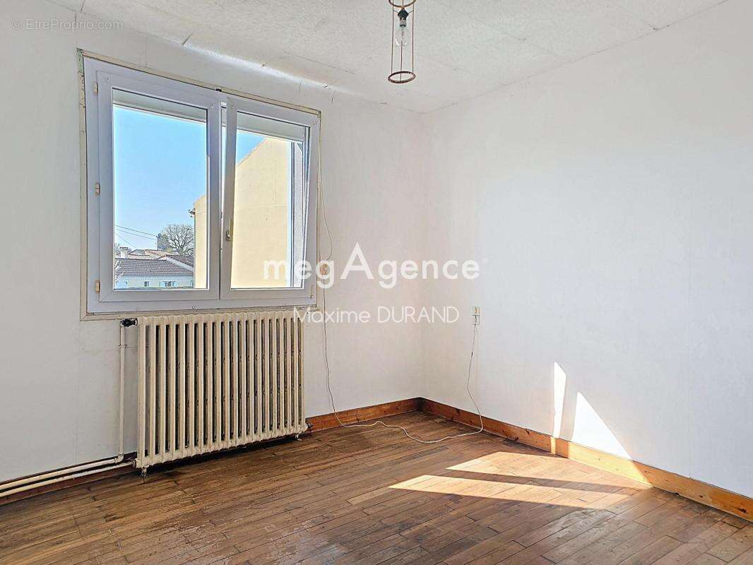 Maison à LA ROMAGNE