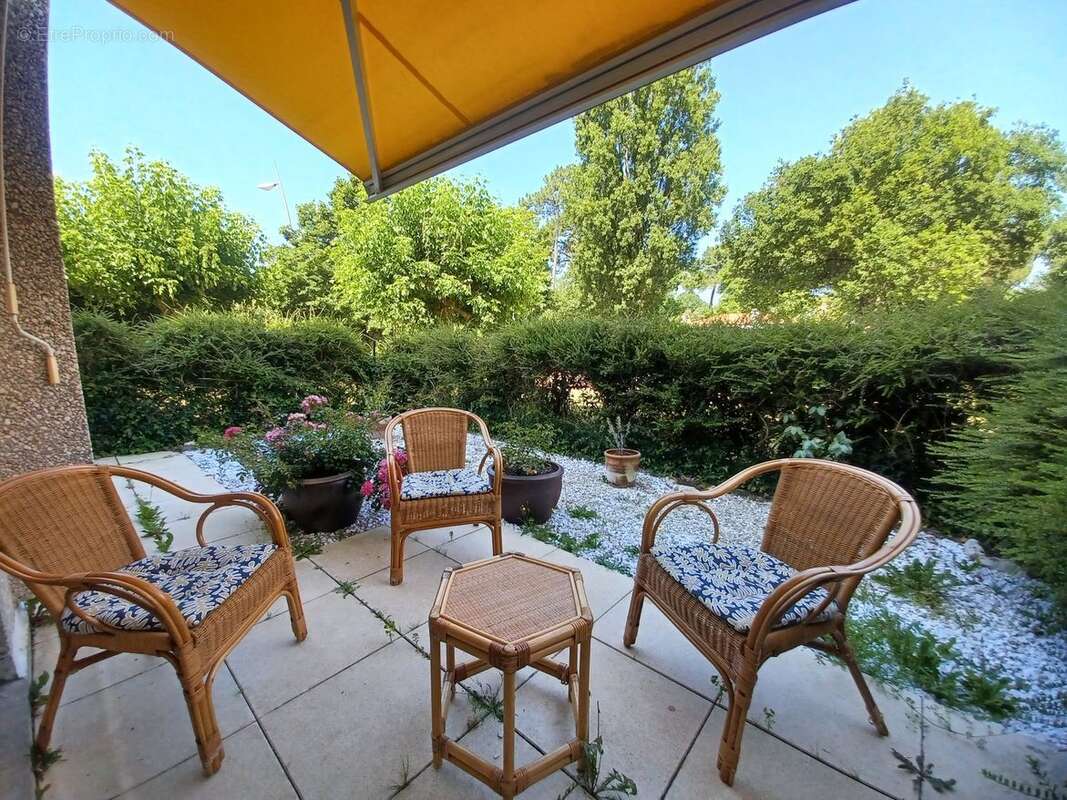 Appartement à VAUX-SUR-MER