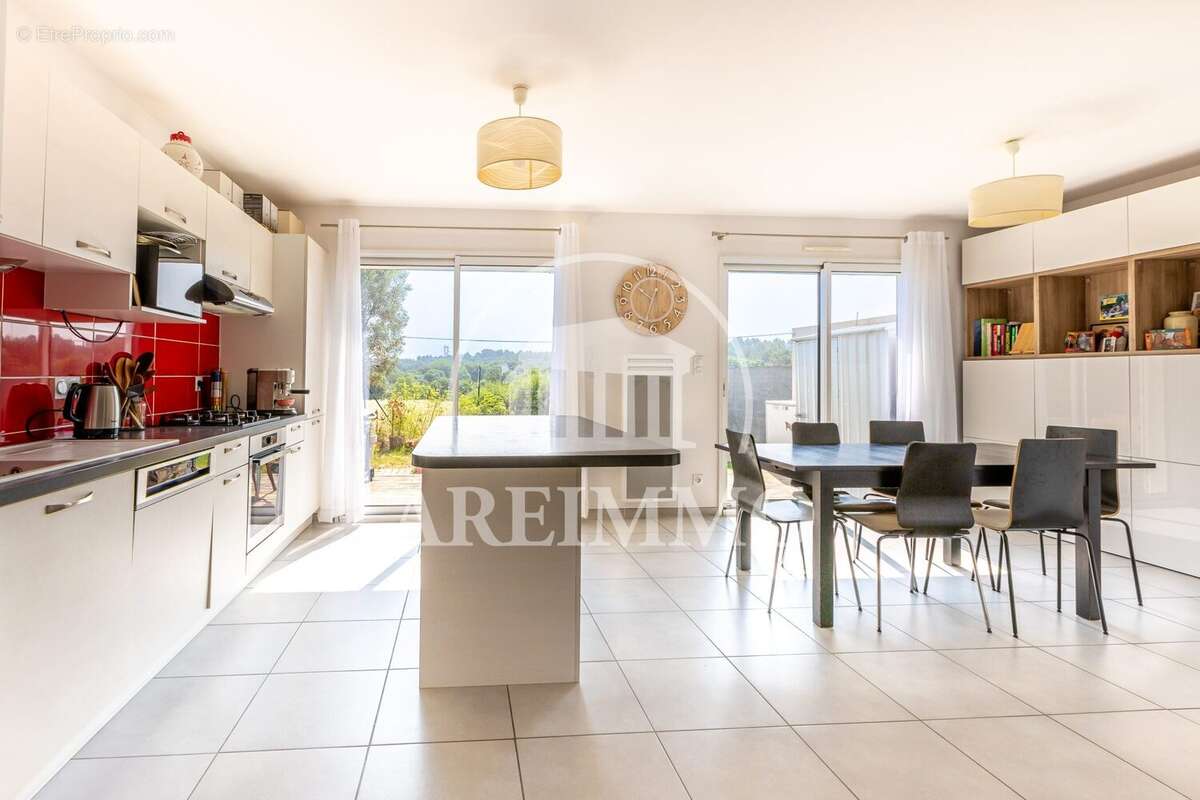 Maison 94 m² à Montarnaud  - photo 2