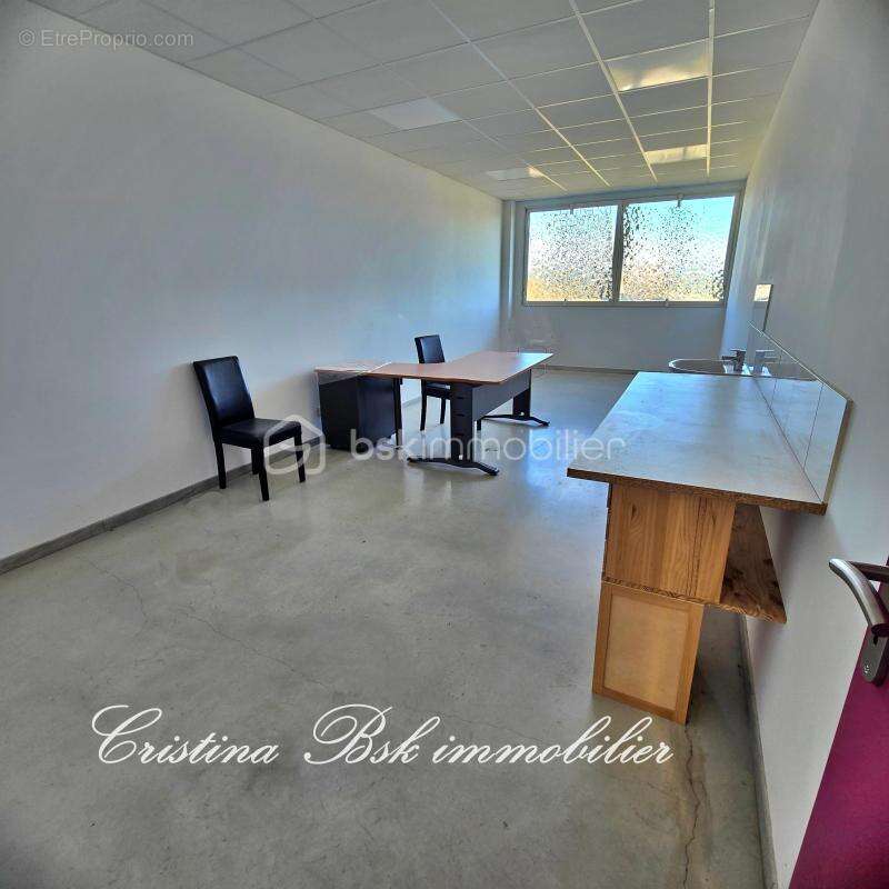 Commerce à LA BRILLANNE