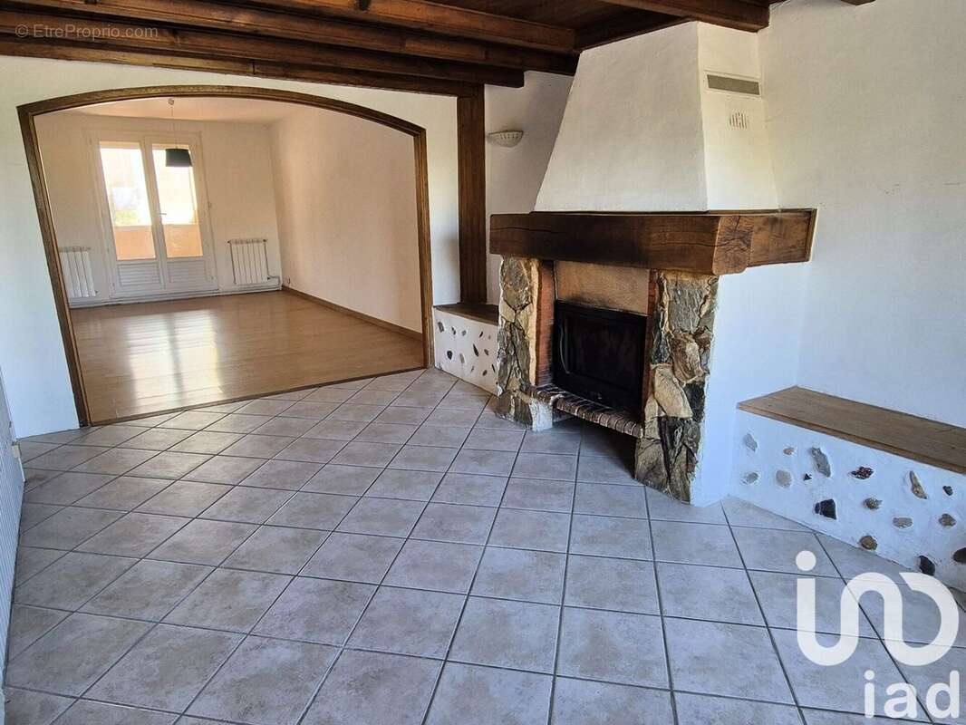 Photo 2 - Maison à CASTRES