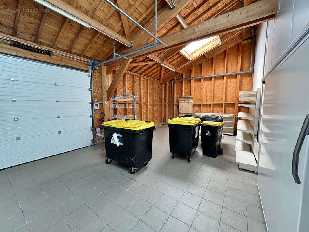 Commerce à BRICQUEBEC